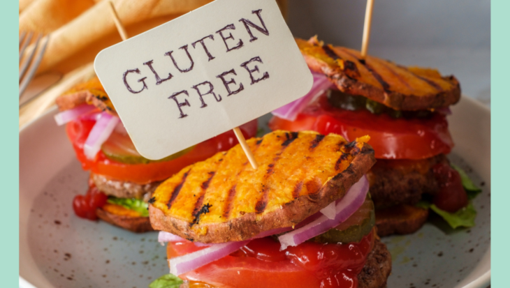 Hamburguesas sin gluten con letrero de gluten free